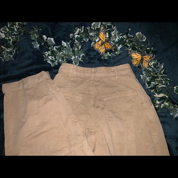 Zara khakis size small fits like size 2 US - Picture 2 of 4
